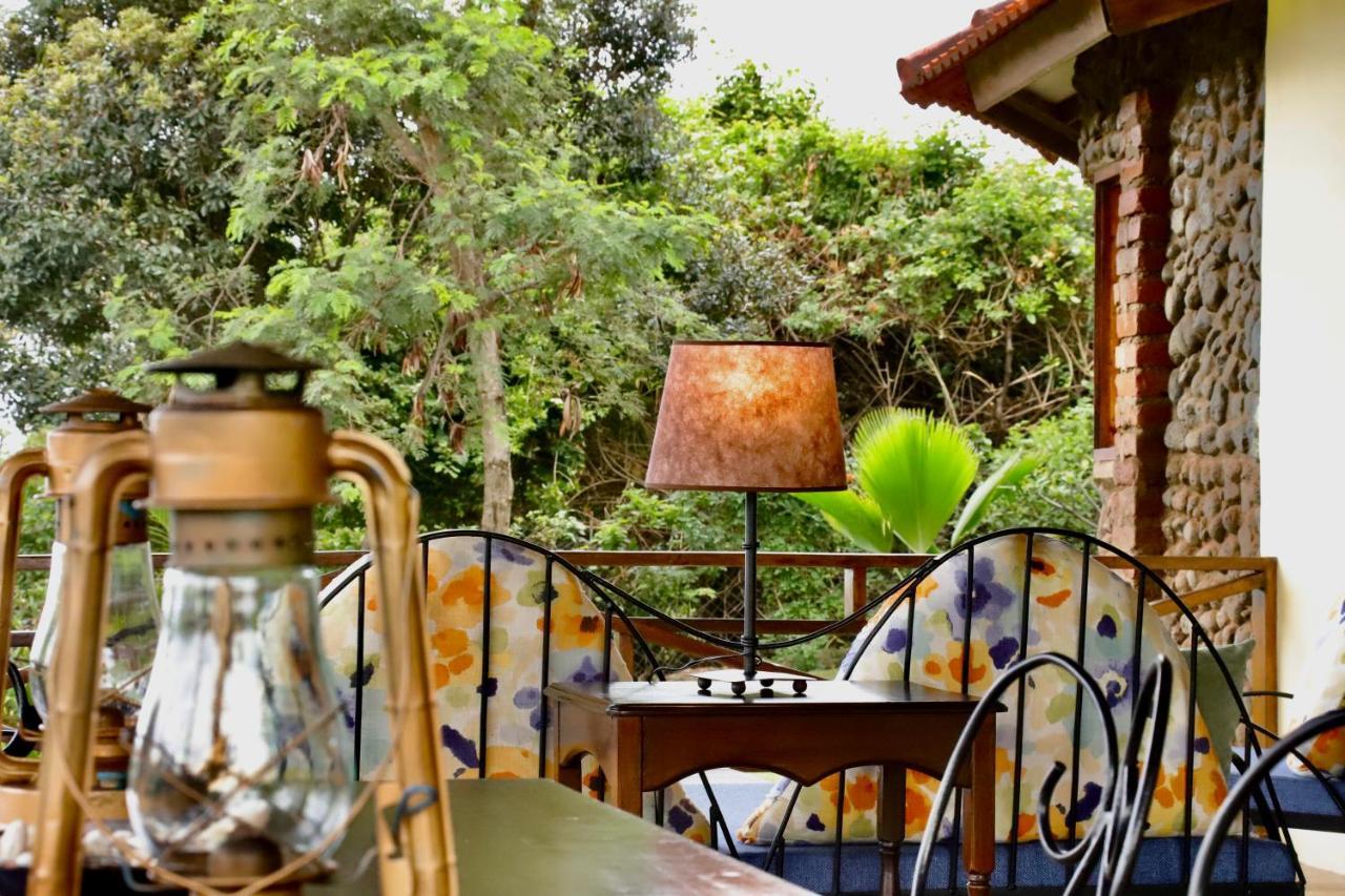 Pink Flamingo Boutique Hotel Moshi Exterior foto